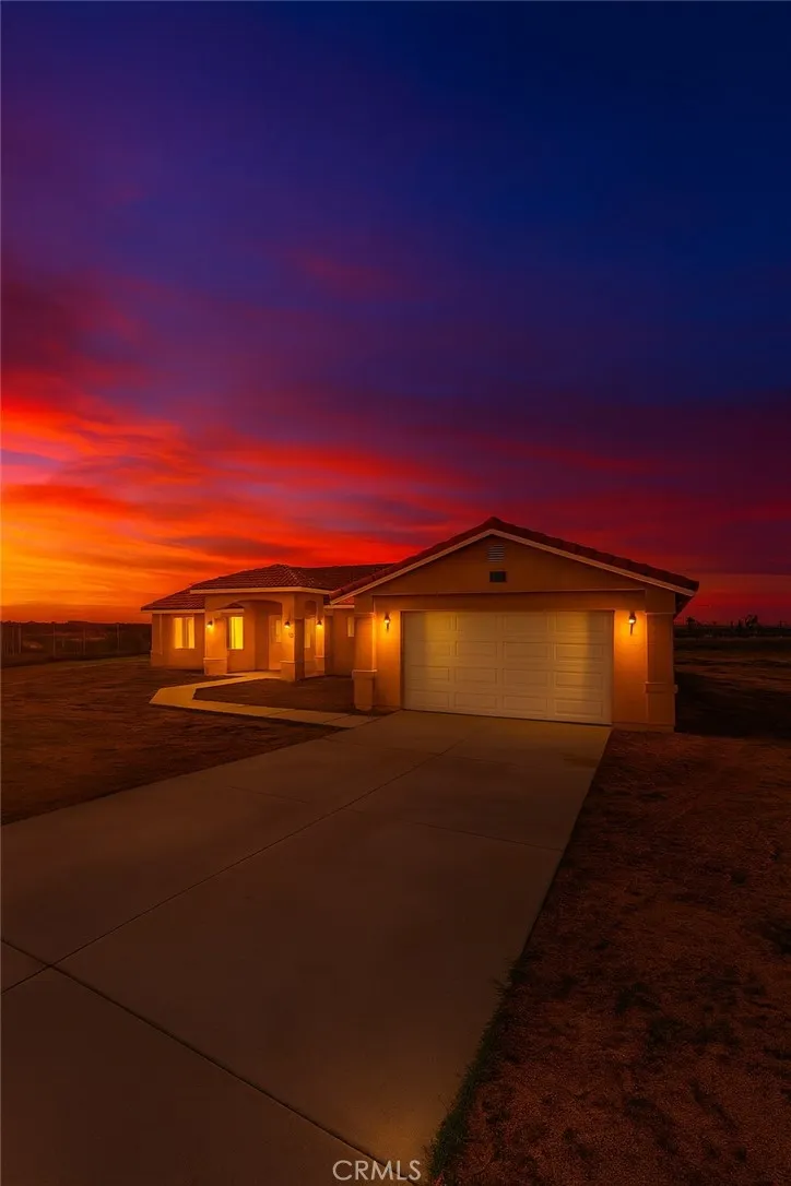 12275 Barbet, Phelan, California 92371 home-pic-4