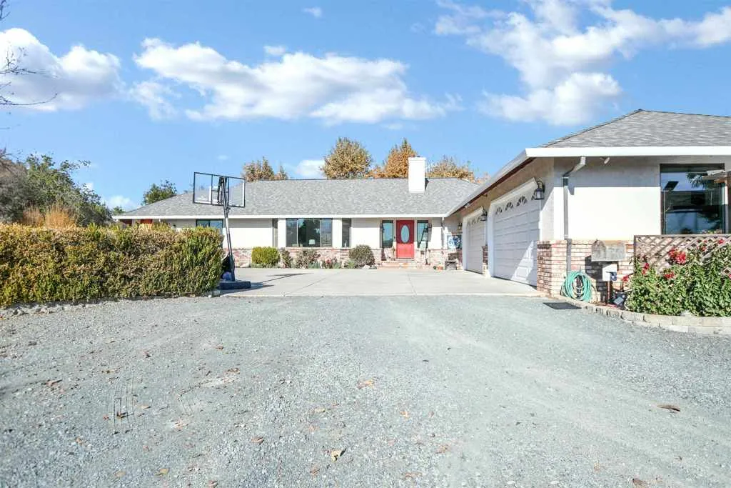 23751 Marsh Creek Rd, Brentwood, California 94513 home-pic-9