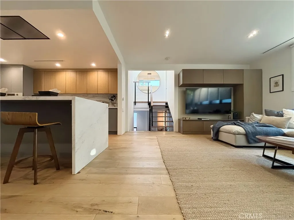 9844 Wanda Park, Beverly Hills, California 90210 home-pic-11