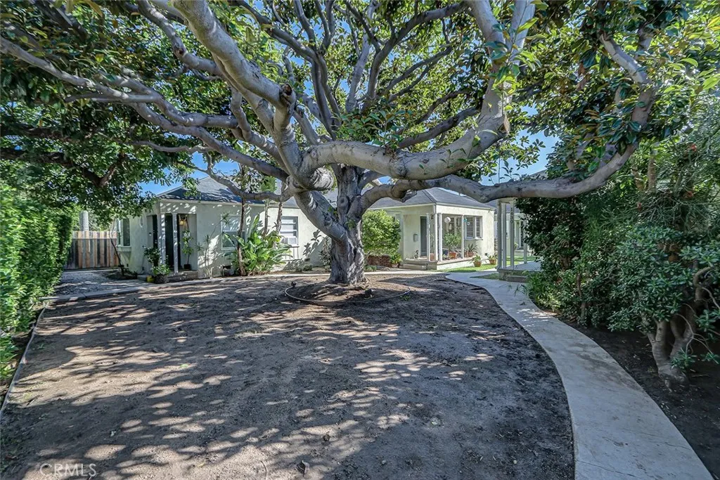 1428 Ocean Park, Santa Monica, California 90405 home-pic-2