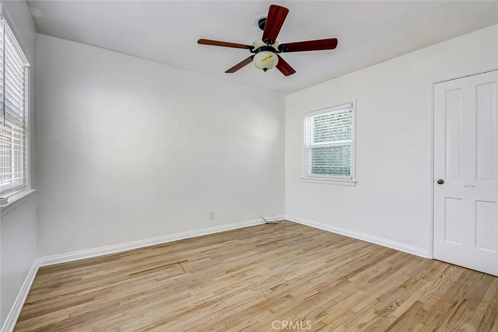 1428 Ocean Park, Santa Monica, California 90405 home-pic-16