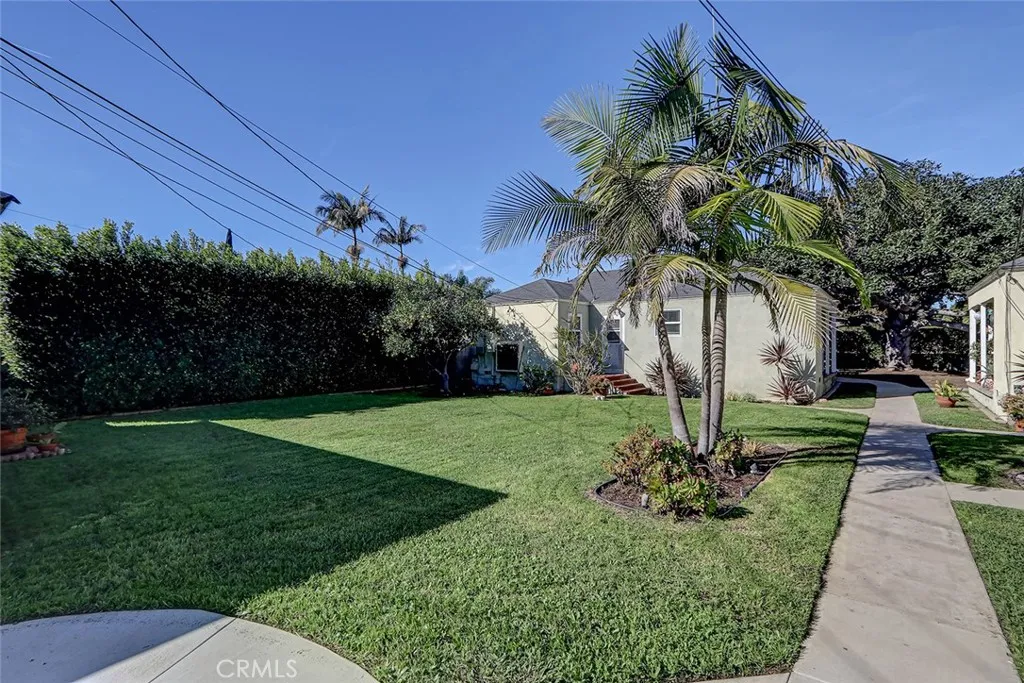 1428 Ocean Park, Santa Monica, California 90405 home-pic-23