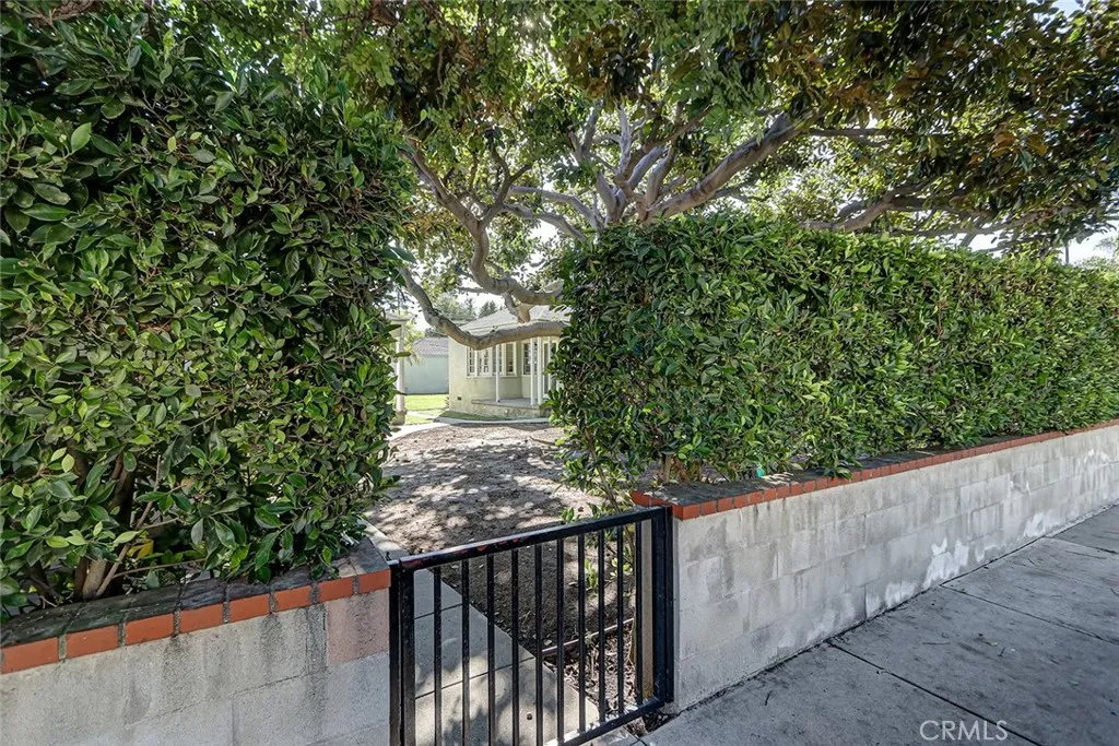 1428 Ocean Park, Santa Monica, California 90405 home-pic-5