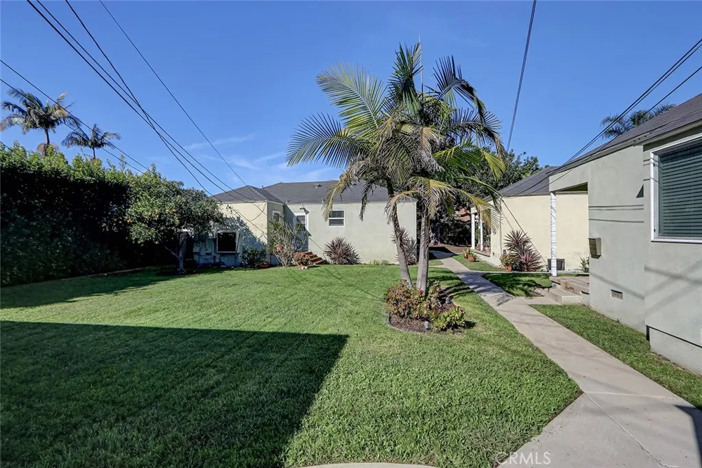 1428 Ocean Park, Santa Monica, California 90405 home-pic-22