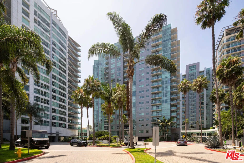 13700 Marina Pointe Drive 617, Marina Del Rey, California 90292 home-pic-62