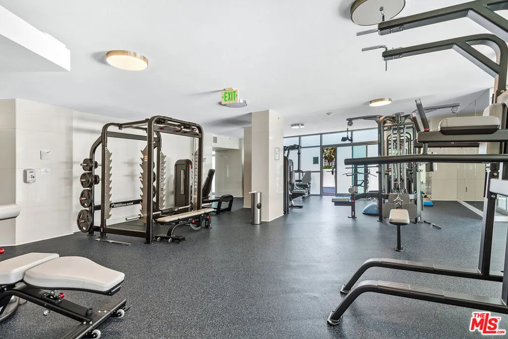 13700 Marina Pointe Drive 617, Marina Del Rey, California 90292 home-pic-36