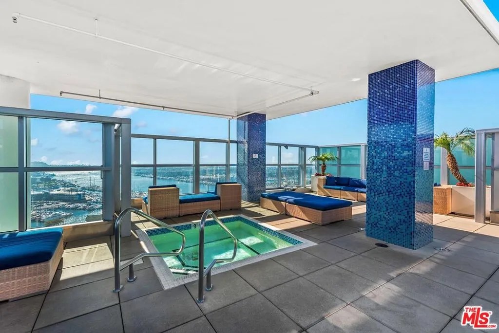 13700 Marina Pointe Drive 617, Marina Del Rey, California 90292 home-pic-57