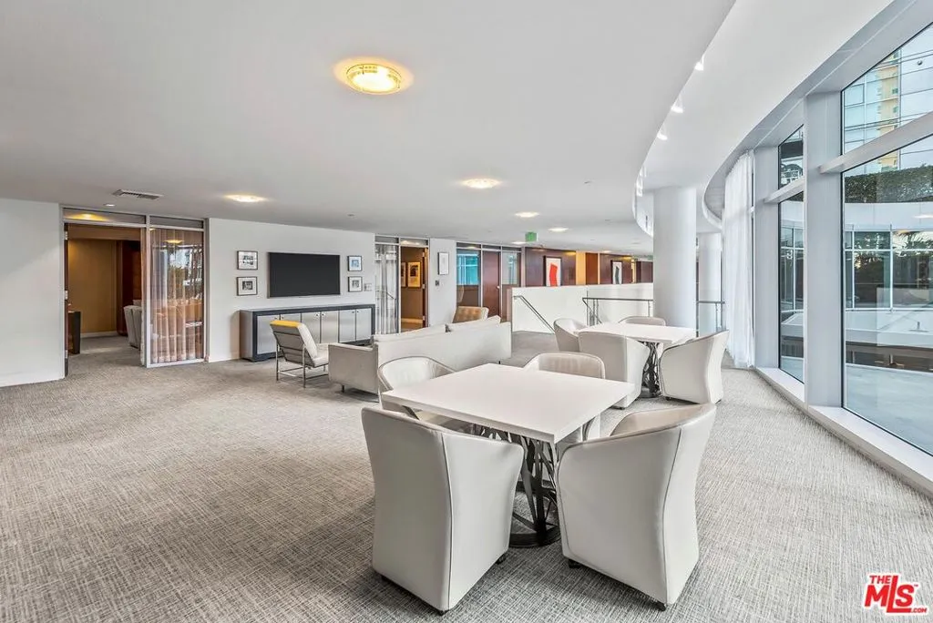 13700 Marina Pointe Drive 617, Marina Del Rey, California 90292 home-pic-28