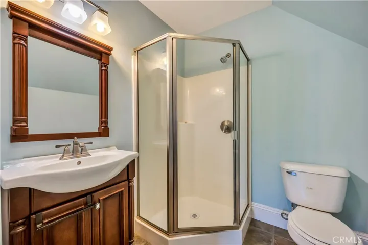 Bathroom in studio over garage