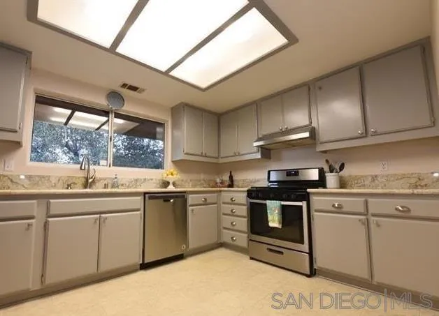 9502 Elm Drive, Descanso, California 91916 home-pic-8