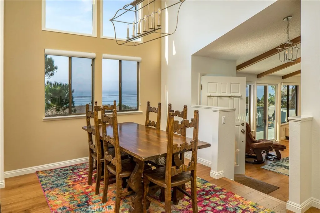 5198 Whitehall Avenue, Cambria, California 93428 home-pic-4