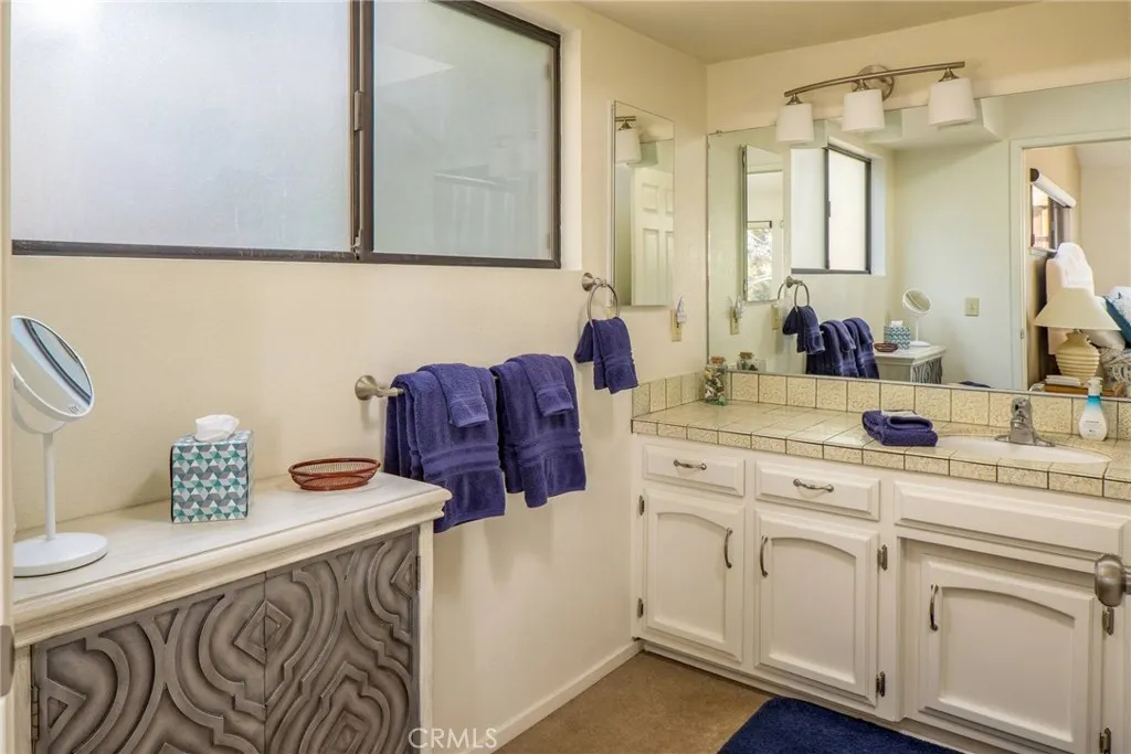 5198 Whitehall Avenue, Cambria, California 93428 home-pic-8