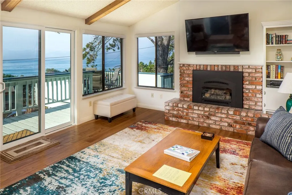 5198 Whitehall Avenue, Cambria, California 93428 home-pic-0