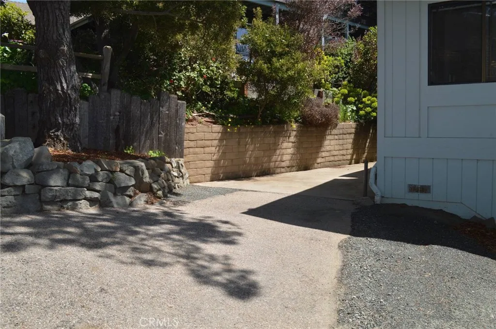 5198 Whitehall Avenue, Cambria, California 93428 home-pic-11