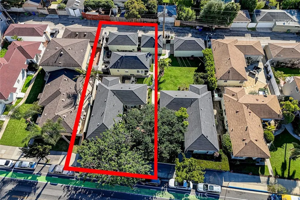 1502 Ocean Park, Santa Monica, California 90405 home-pic-13