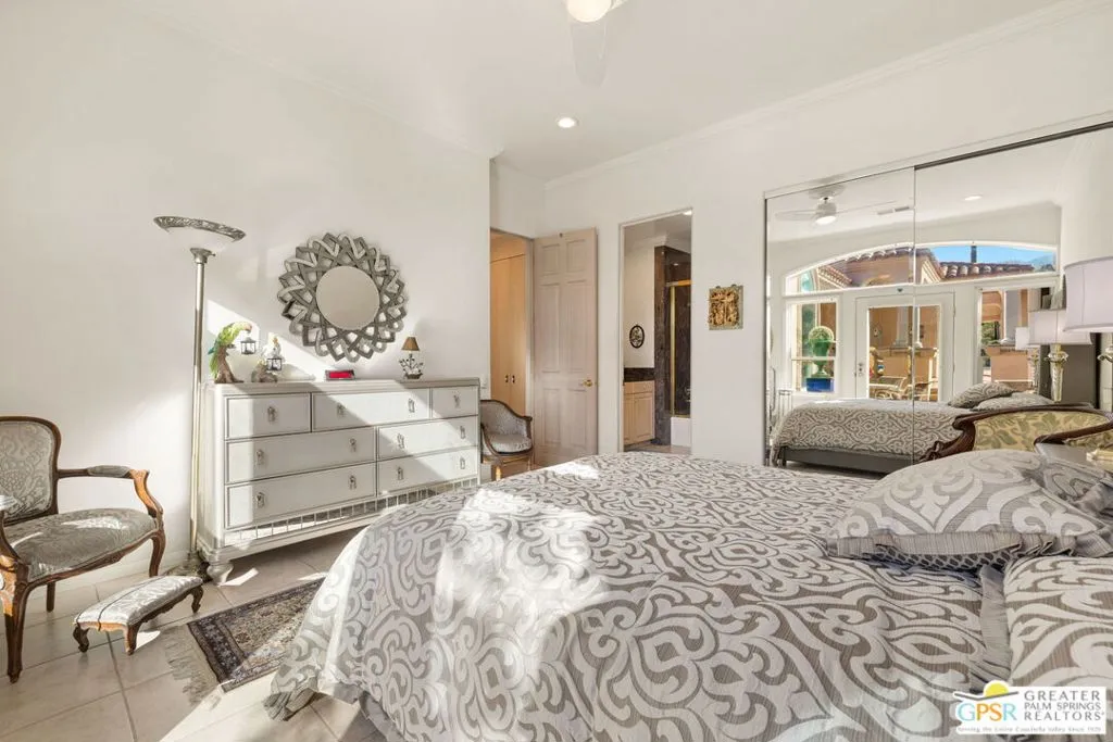 18 Cahuilla Hills Drive, Palm Springs, California 92264 home-pic-18