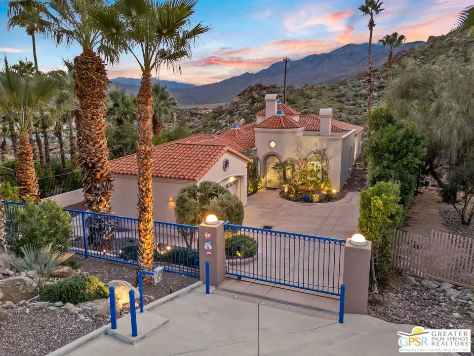 18 Cahuilla Hills Drive, Palm Springs, California 92264 home-pic-49