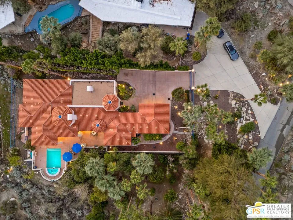 18 Cahuilla Hills Drive, Palm Springs, California 92264 home-pic-4
