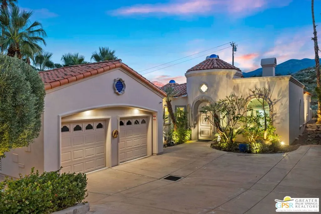 18 Cahuilla Hills Drive, Palm Springs, California 92264 home-pic-12