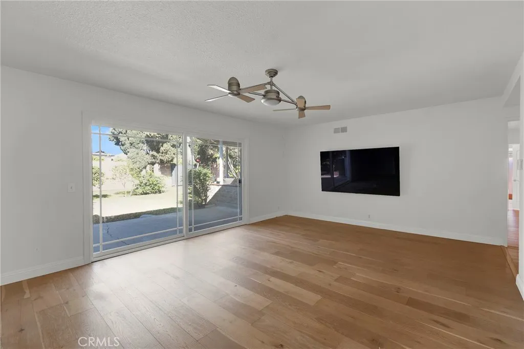 13381 Epping, Tustin, California 92780 home-pic-9
