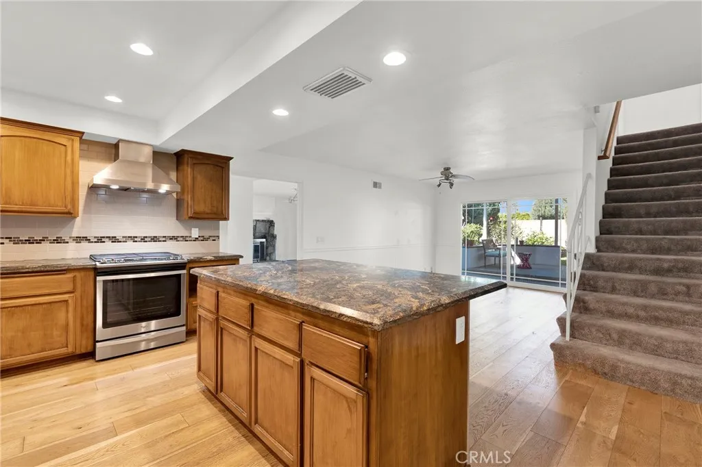 13381 Epping, Tustin, California 92780 home-pic-11