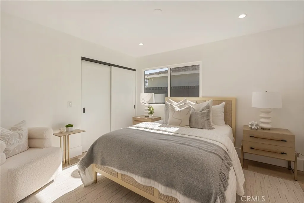 2187 Meyer Place, Costa Mesa, California 92627 home-pic-20