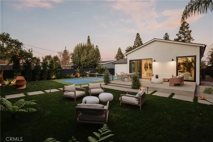 2187 Meyer Place, Costa Mesa, California 92627