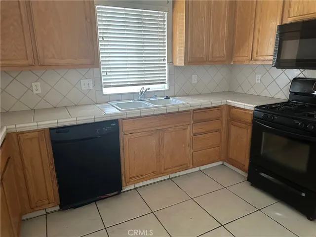 692 Gateway, Merced, California 95340