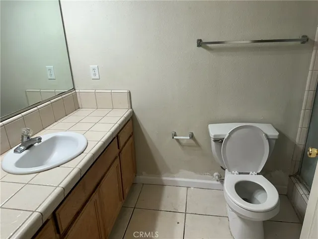692 Gateway, Merced, California 95340