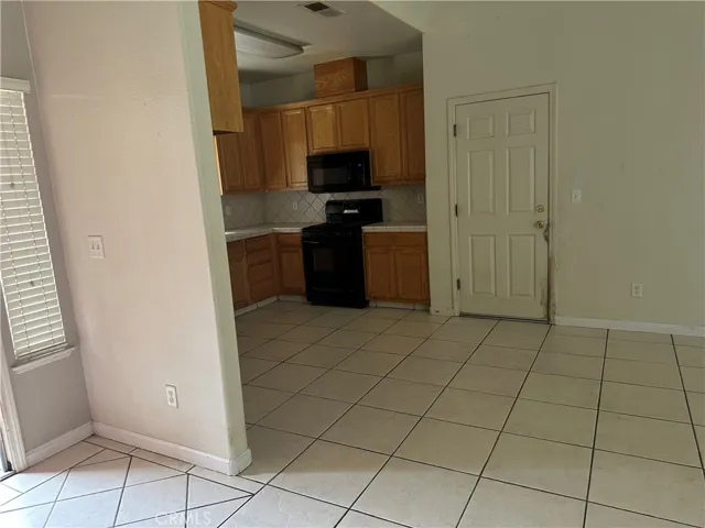 692 Gateway, Merced, California 95340