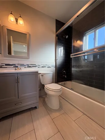 10246 Odessa, Granada Hills, California 91343