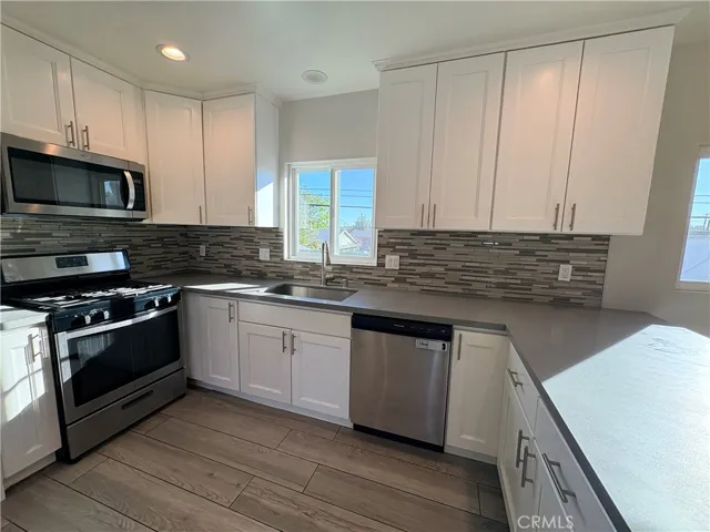 10246 Odessa, Granada Hills, California 91343