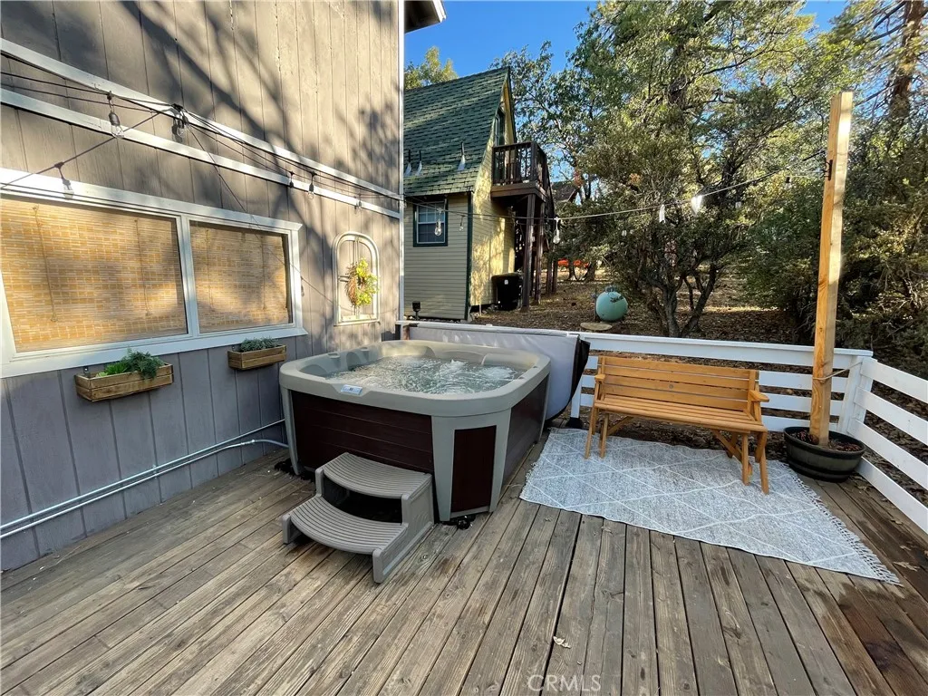 846 Maple Lane, Sugarloaf, California 92386 home-pic-9