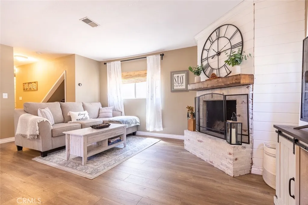 846 Maple Lane, Sugarloaf, California 92386 home-pic-4