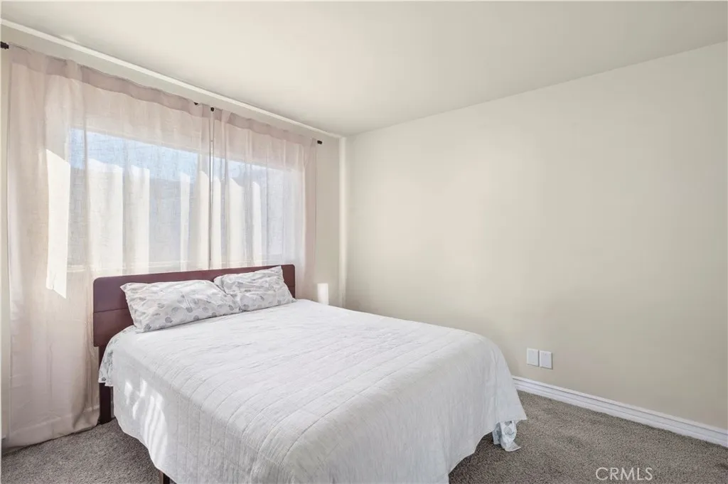 710 1/2 Marigold, Corona Del Mar, California 92625 home-pic-12