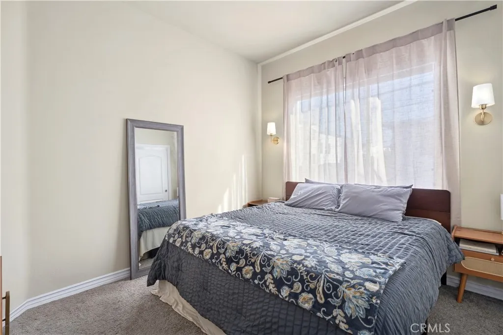 710 1/2 Marigold, Corona Del Mar, California 92625 home-pic-10