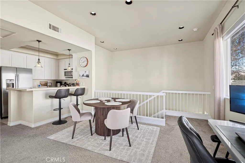 710 1/2 Marigold, Corona Del Mar, California 92625 home-pic-6