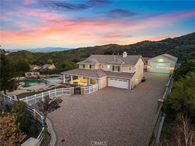 30012 Valley Glen Street, Castaic, California 91384