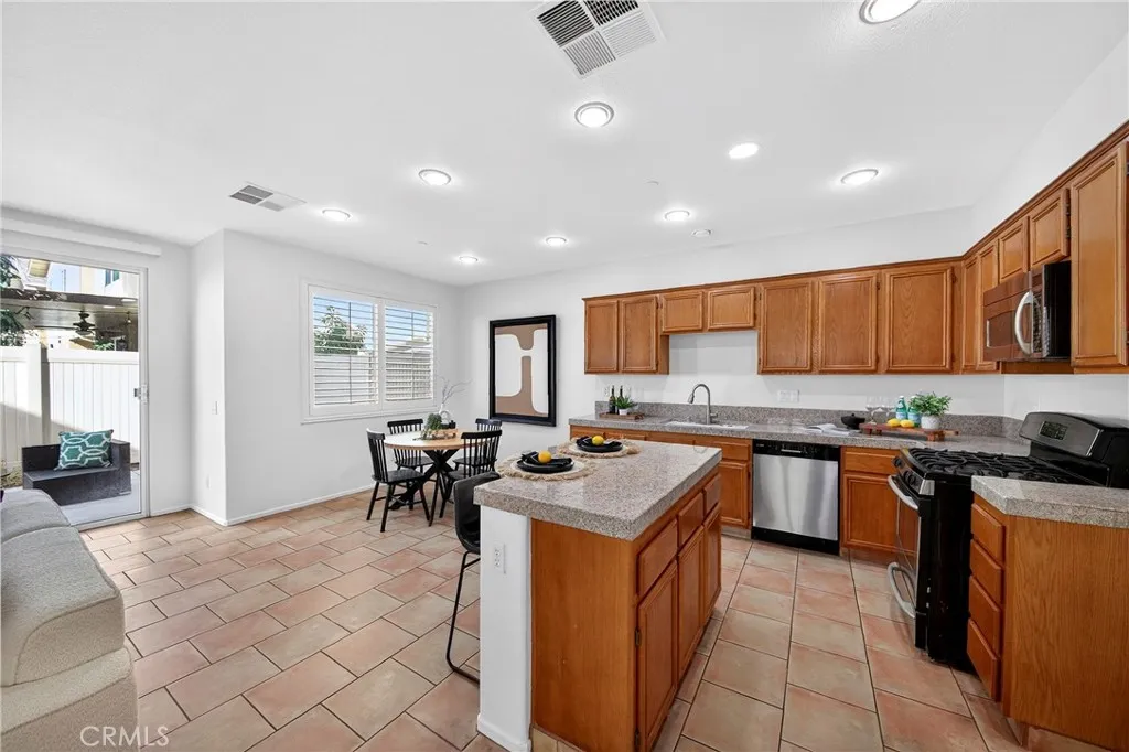 11515 Bridgecourt, Riverside, California 92505 home-pic-14