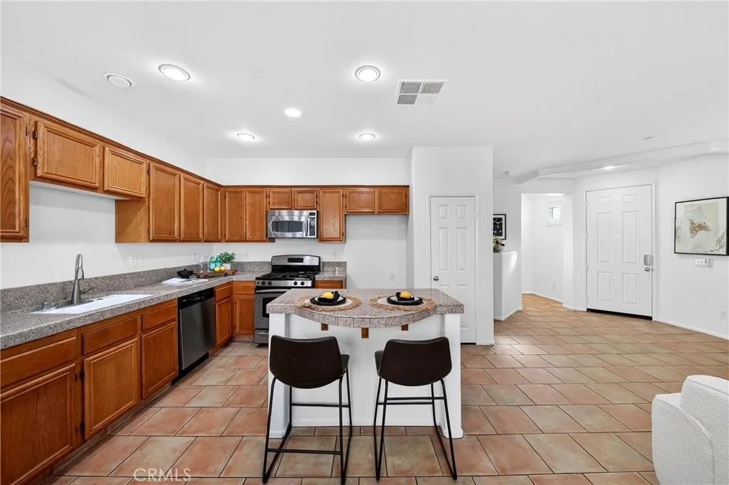 11515 Bridgecourt, Riverside, California 92505 home-pic-13