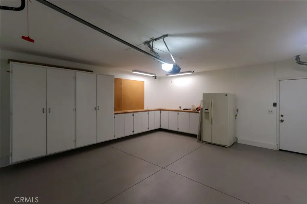 651 Wakefield Court 102, Long Beach, California 90803 home-pic-38