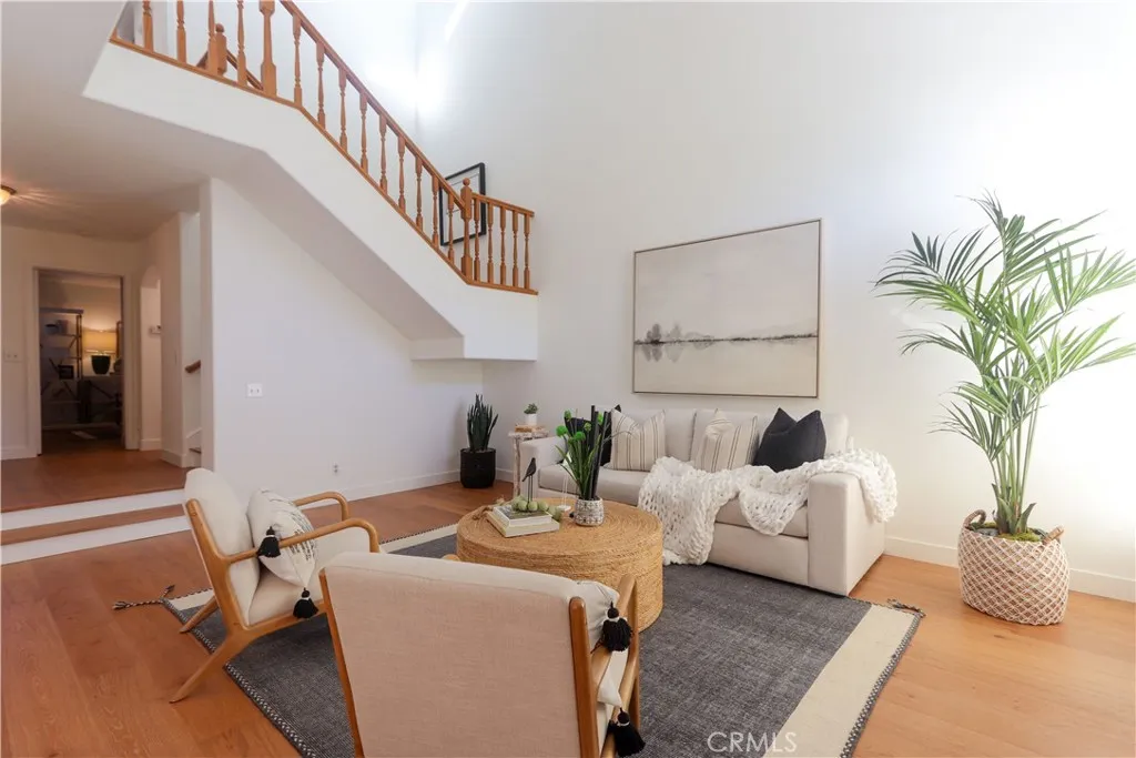 651 Wakefield Court 102, Long Beach, California 90803 home-pic-4
