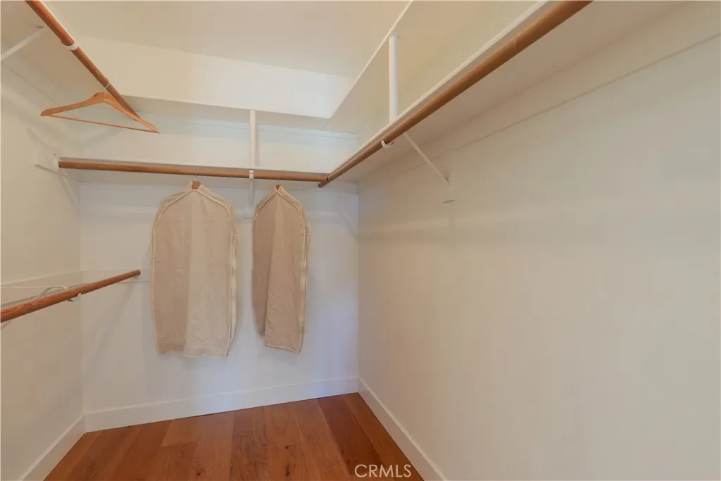 651 Wakefield Court 102, Long Beach, California 90803 home-pic-27