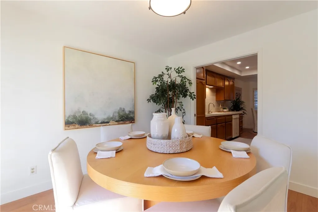 651 Wakefield Court 102, Long Beach, California 90803 home-pic-9