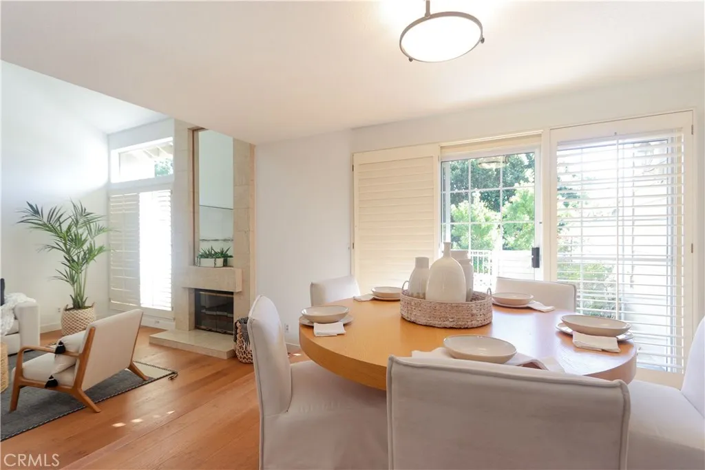 651 Wakefield Court 102, Long Beach, California 90803 home-pic-11