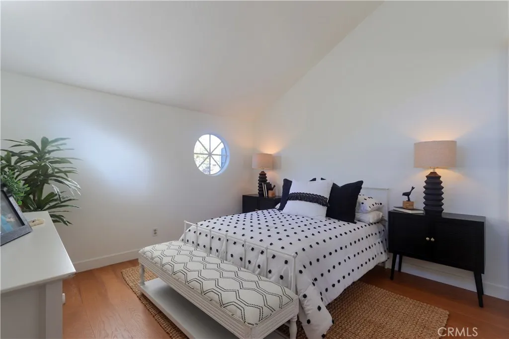 651 Wakefield Court 102, Long Beach, California 90803 home-pic-36