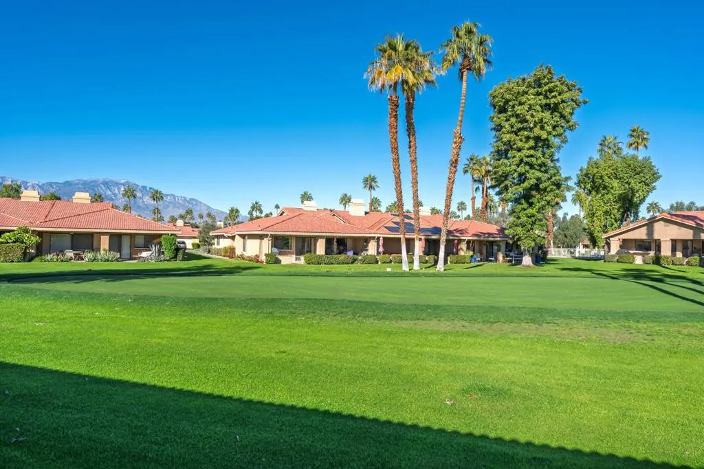 26 Camisa Lane, Palm Desert, California 92260 home-pic-27