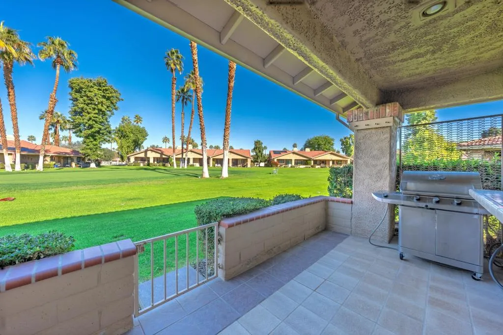 26 Camisa Lane, Palm Desert, California 92260 home-pic-23