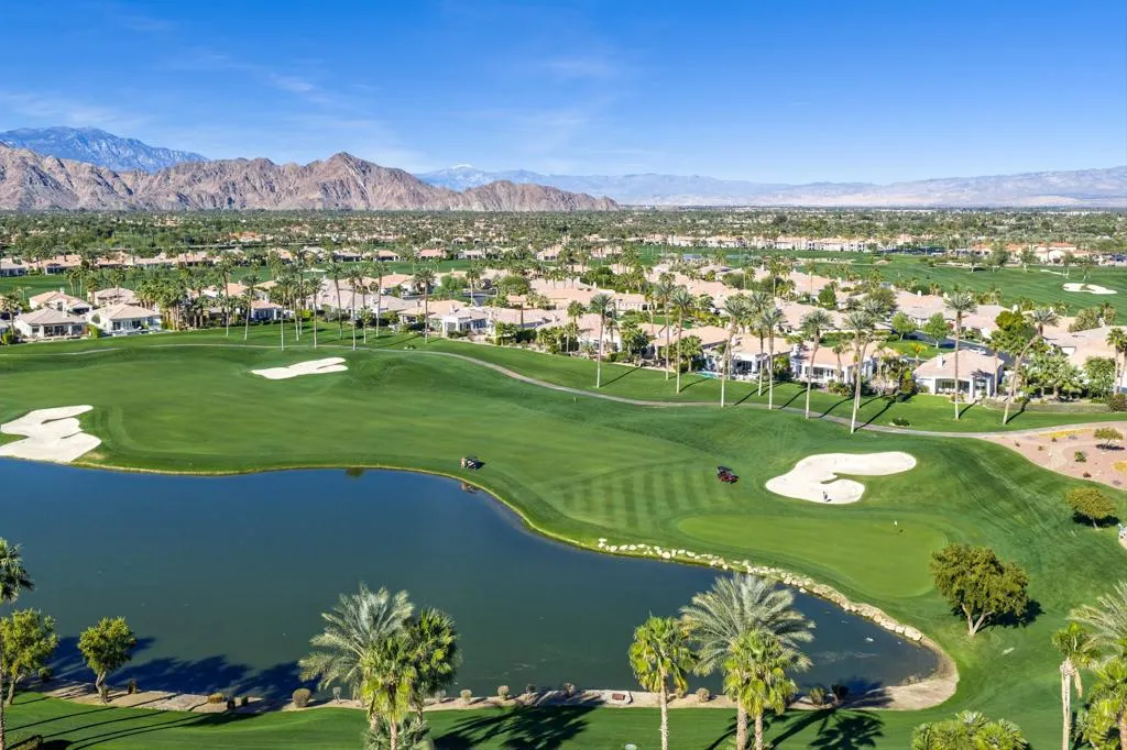 51641 El Dorado Drive, La Quinta, California 92253 home-pic-6
