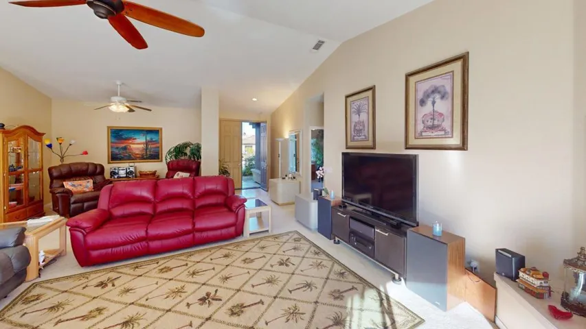 156-Saint-Thomas-Pl-Living-Room 2